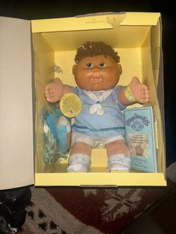 Vintage Cabbage Patch Kids baby doll (Kelton Jalen) with original box & Birth Certificate unopened 