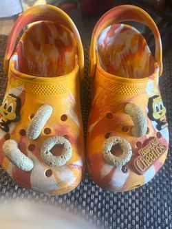 cheerios crocs