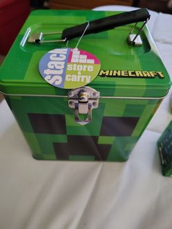Mine craft collectable tin box and collectable figures
