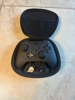 Xbox Elite Series 2 Controller w/ Case & Accessories - Stick Drift