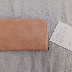 Thirty One Gifts - All About The Benjamin's Wallet Camel