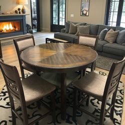 Used Dining Table with 4 chairs