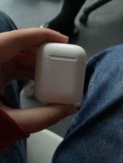 AirPods