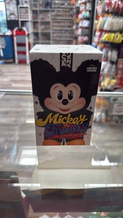 Mickey Family And Friends