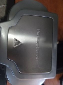 Breakfast sandwich maker
