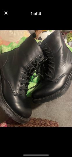 size 8 and 1/2 womens black boots worn once