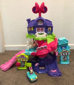 VTECH Go! Go! Smart Wheels / Disney Minnie Mouse Around Town Playset / Minnie Mouse Car