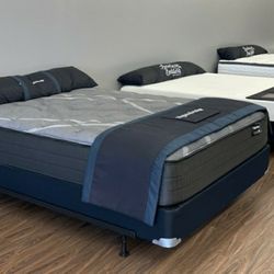 Queen Mattress Set WITH Box Included - NEW