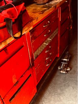 Mechanic tool table
