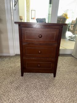 Gorgeous Wooden Three-Drawer Nightstand
