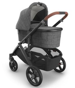 UPPAbaby Bassinet V3 (Greyson color, excellent condition)