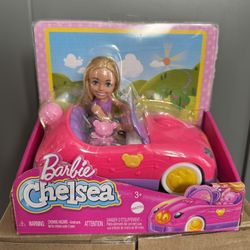 Barbie Chelsea Toy Car Set with Bear-Themed Convertible & Teddy Bear Accessory, Blonde Small Doll Wears Removable Skirt & Shoes