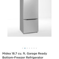 Refrigerator 