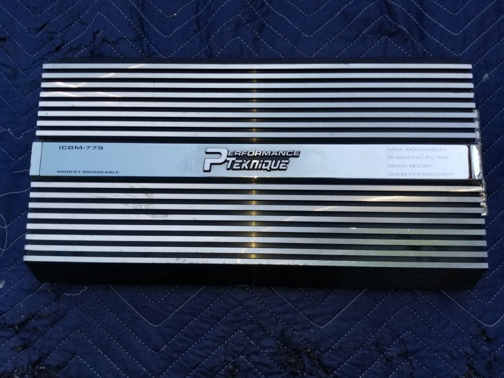 ICBM-779 - Performance Teknique 2 Ch. 1200 Watt Amplifier