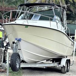 20701A9 BOAT TRITON 225 22.6 FEET 250 HP MERCURY SUPER CHARGE VERADO
