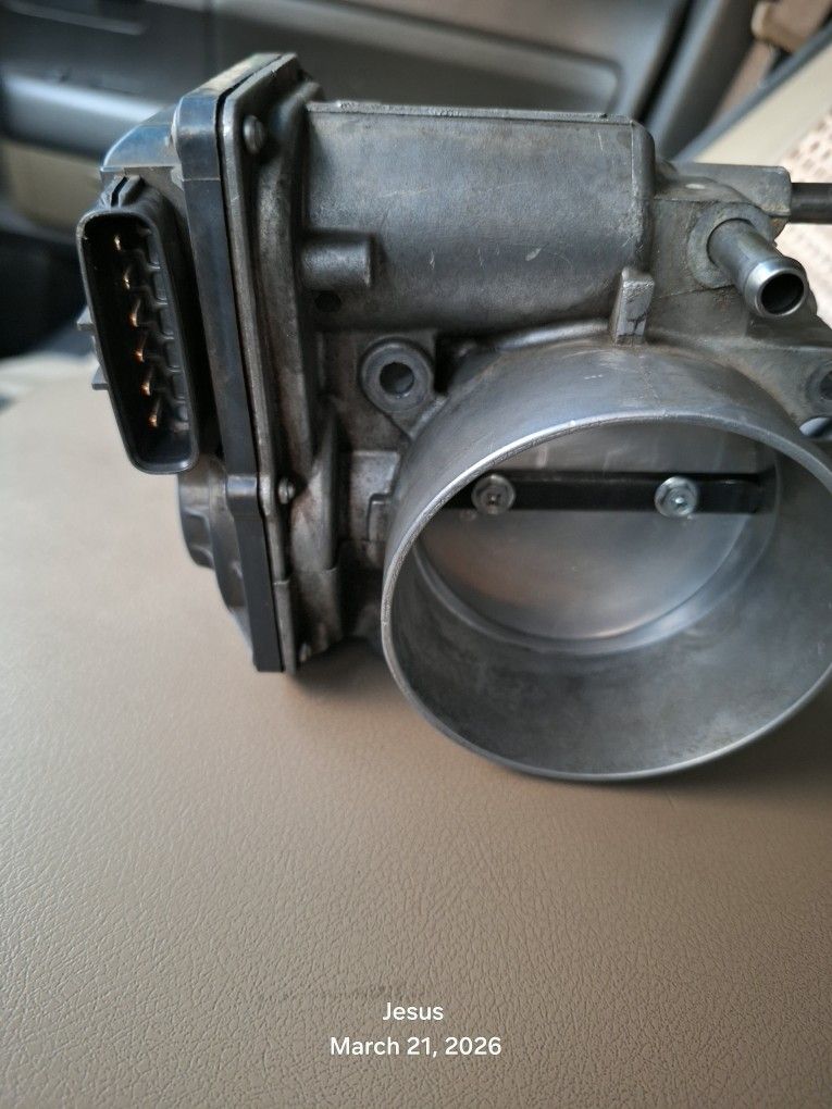 2010 TUNDRA TROTTLE BODY