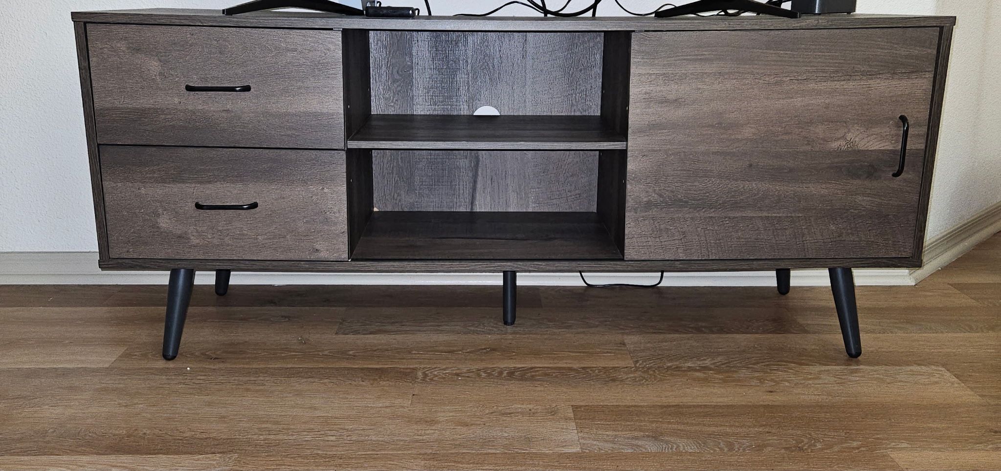 55in TV Stand