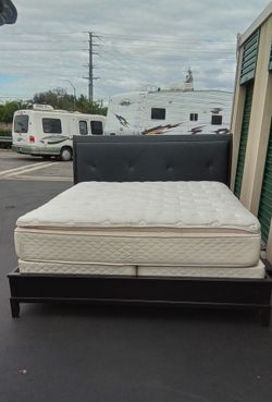 KING BED FRAME WITH BOX AND MATTRESS