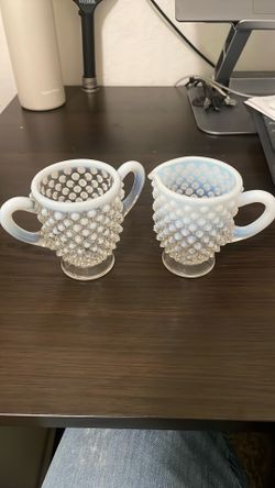 Hobnob sugar and creamer vintage