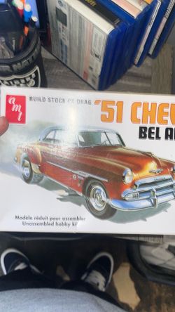 Super Stallion Mustang & 51’ Chevy Bel Air car build toy