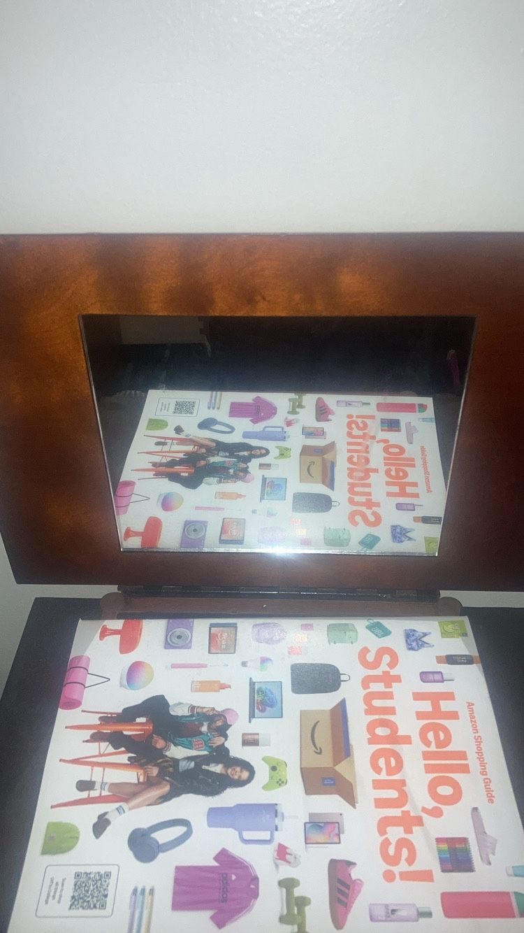 Standing Jewelry Box