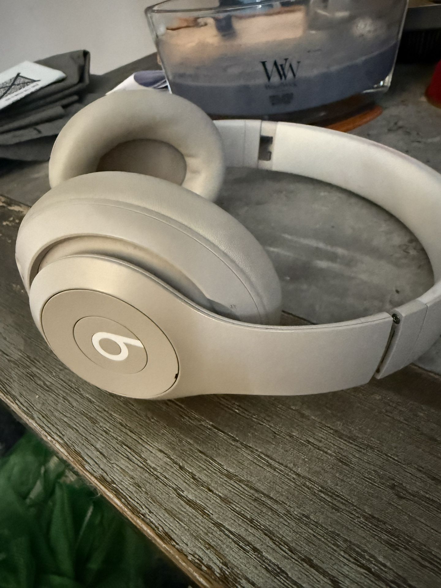 Beats studio pros