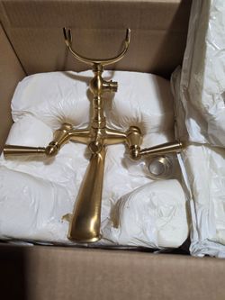 Newport brass bath tub faucet color gold