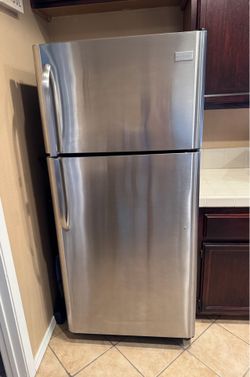 Frigidaire Refrigerator
