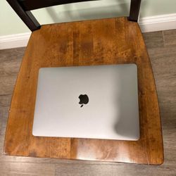 Apple MacBook Pro 16