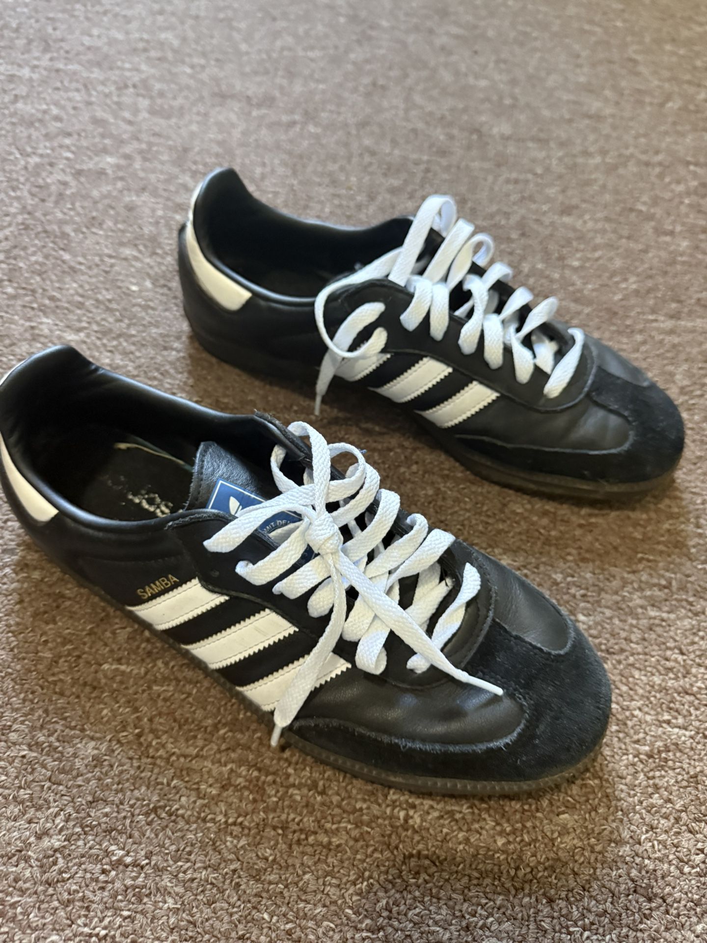 sambas size 9.5