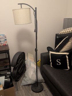 Floor lamp