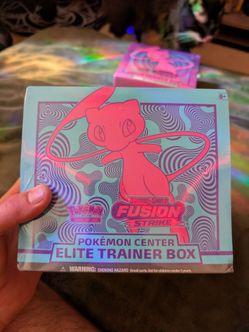 Pokemon Center fusion strike ETB