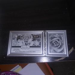 SILVER PICTURE FRAMES