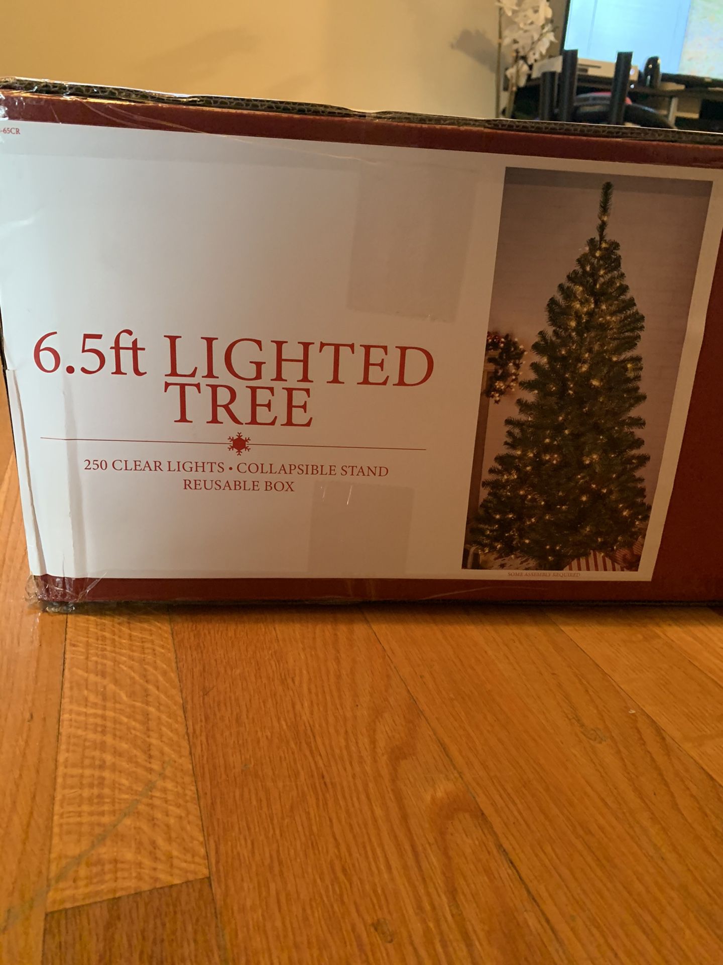 6.5 ft Lighted Christmas Tree $35