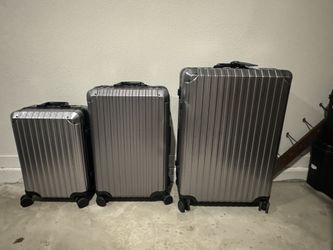 MVST. TREK ALUMINUM SUITCASE GUNMETAL