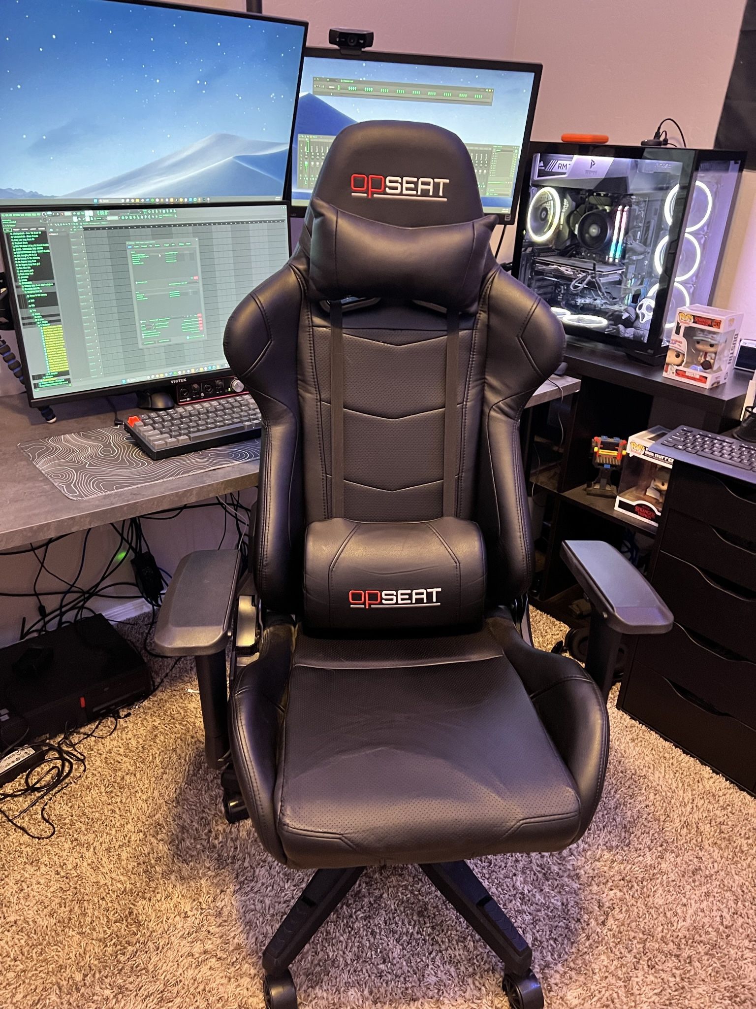 Gaming Chair OPSEAT MASTER CHAIR for Sale in Tolleson AZ OfferUp
