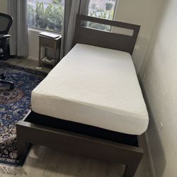 Twin bed frame- mattress - box Spring