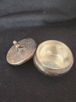 Barker Ellis silver-plated lidded trinket box