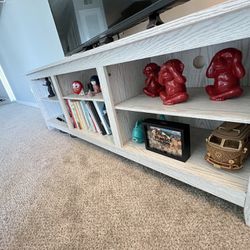 70’ Tv Stand 