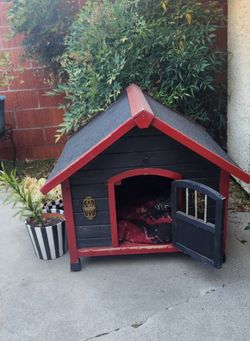 Small Dog House