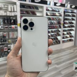 iPhone 13 Pro Max Unlocked 256GB +With Warranty +Free Charger 