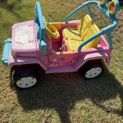 Kids Barbie Jeep 