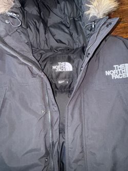 North face coat flurry material size XXL