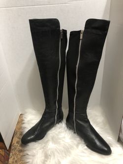 Micheal kors women boots size 8