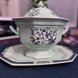 ADAMS Calyx Ware - Ming Toi Soup Tureen with Lid and Plate