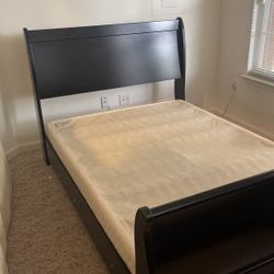 Full Size Sleigh Bed and Dresser