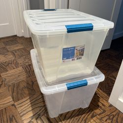 Set of 2 Plastic Storage Bins 