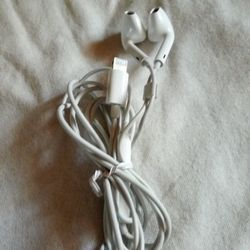 GUNUINE APPLE EARBUDS WIRED STEREO