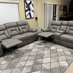 Beautiful Brand New High End Designer Grey Dual Reclining Sofa And Loveseat 
