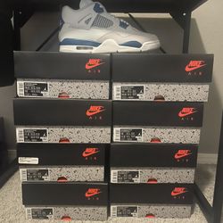 Size 8,8.5,9,9.5, 10,10.5,11,11.5, 12 Jordan 4 Retro Military Blue (2024)